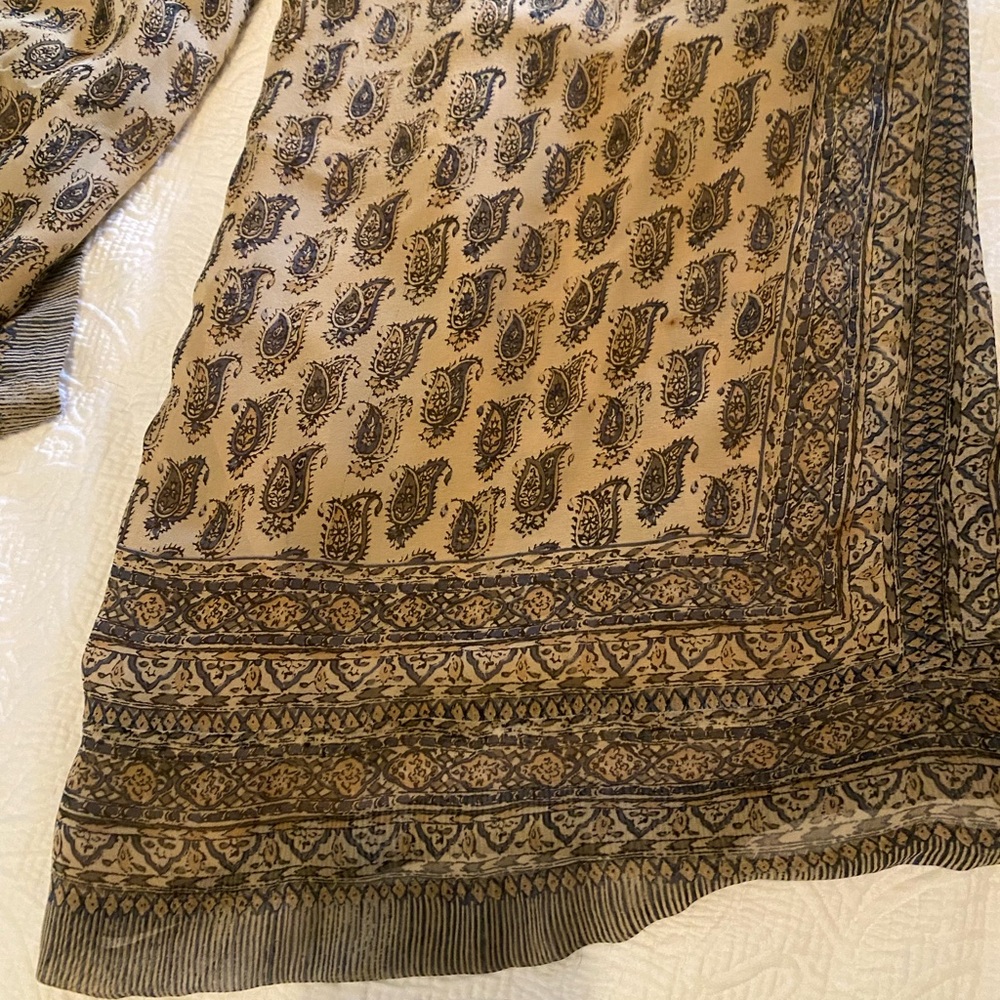Elegant Brown Patterned Women's Pants - Picture 4 of 4